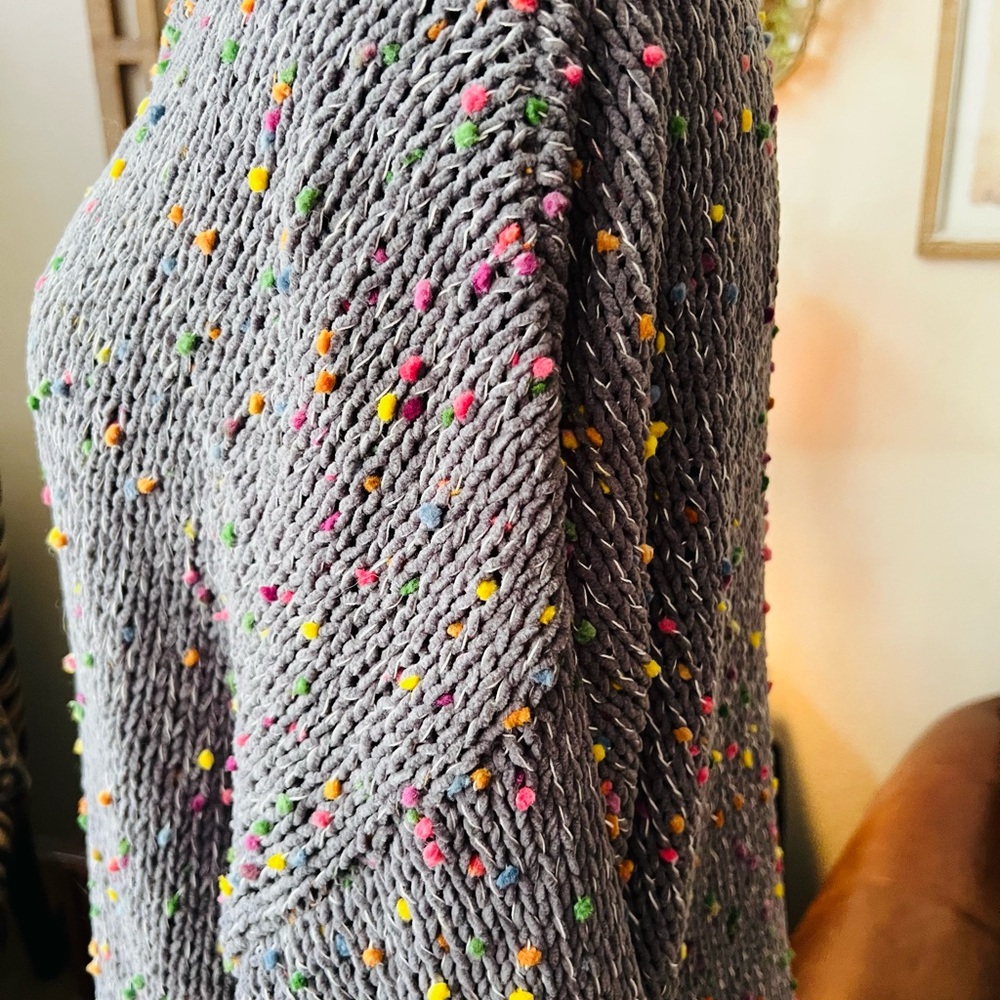 Multi-Color Sweater - Picture 4 of 6